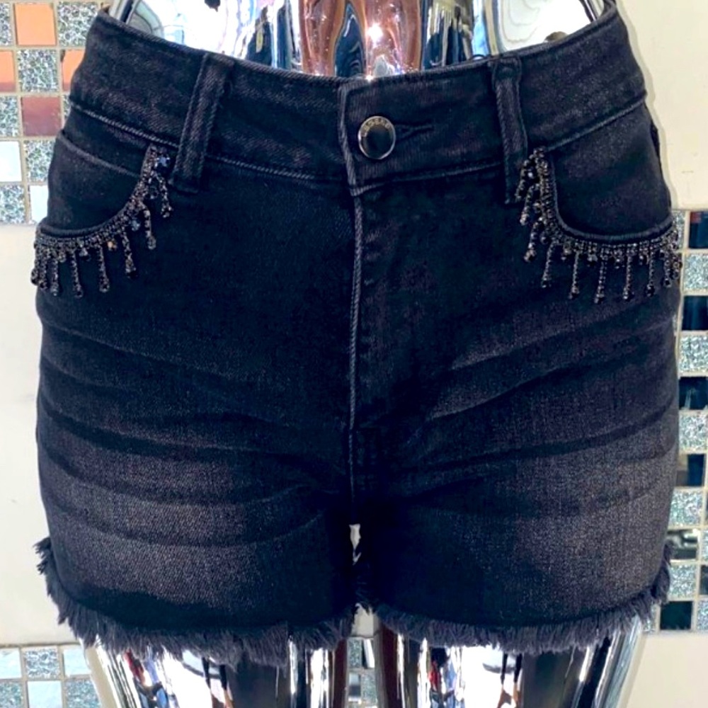 Legen Diamond Dripped Jean Shorts
